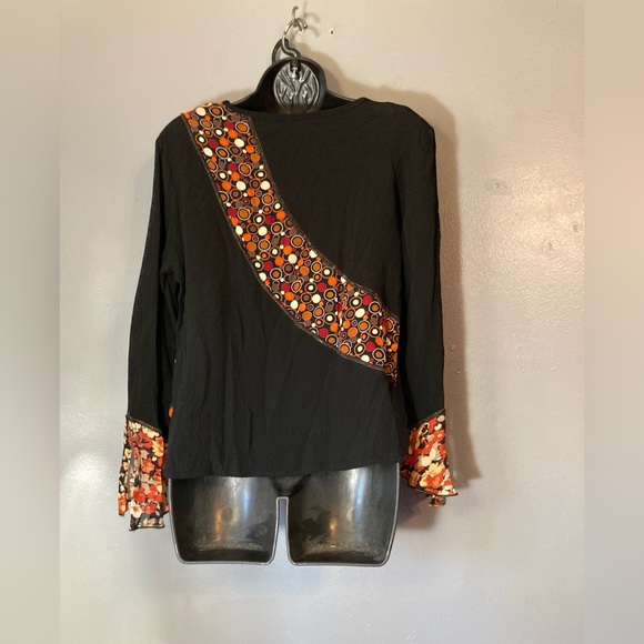 Tommy N Loulou Black Floral Patchwork Blouse - Picture 3 of 6